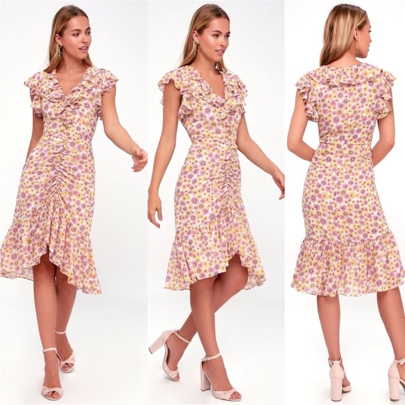 Wayf Dresses & Skirts - WAYF Daphne pink and yellow floral print midi ruffle dress.‎ MED. COTTAGECORE